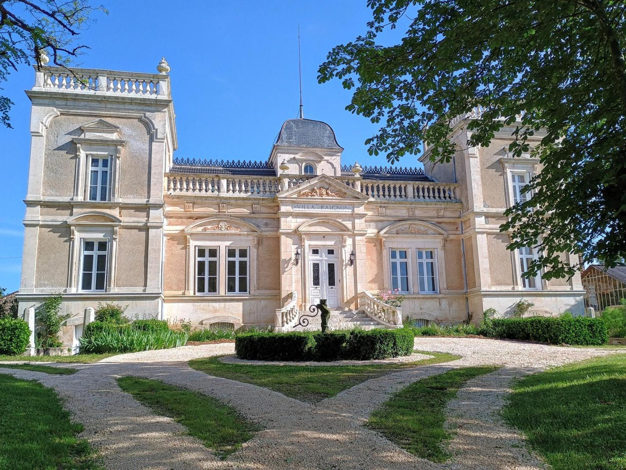 Villa Paignon Montbron Екстериор снимка